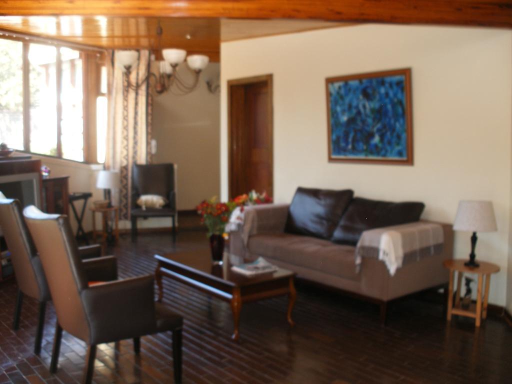 Somona Guest House Johannesburg Dış mekan fotoğraf